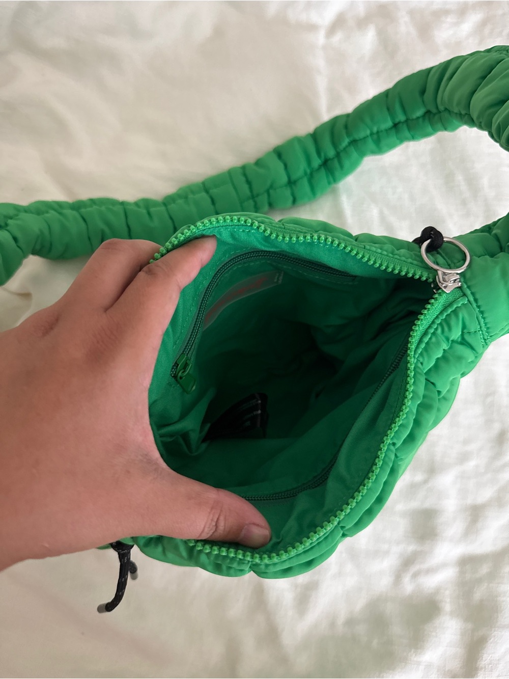 Free People Movement Quilted Baby Carryall Sling Bag in Green NWT - Picture 6 of 12